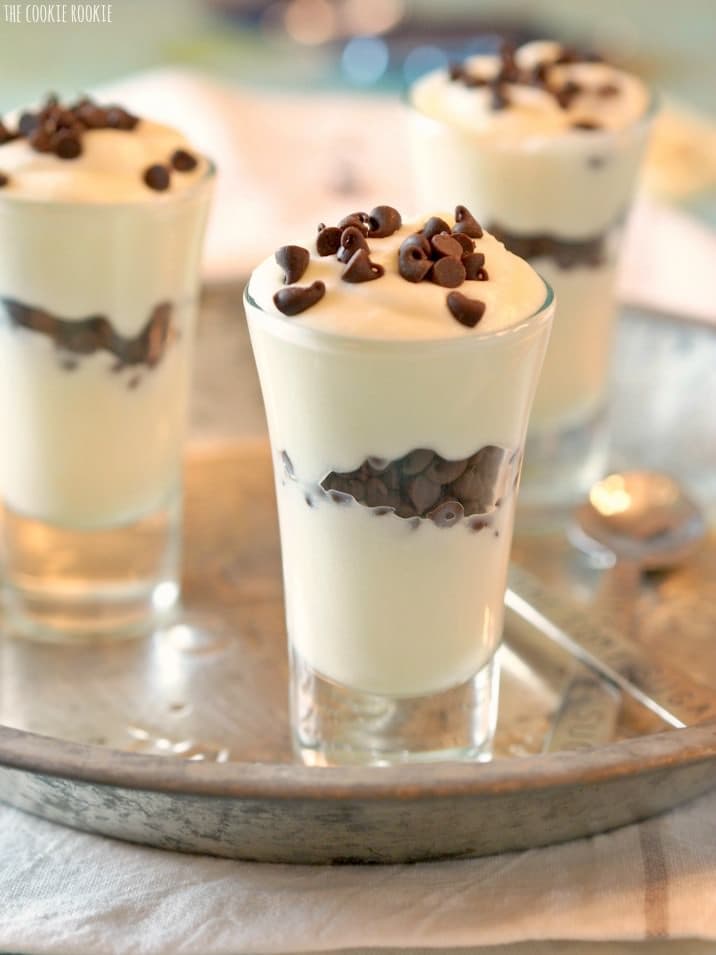 Super Easy White Chocolate Mousse | The Cookie Rookie