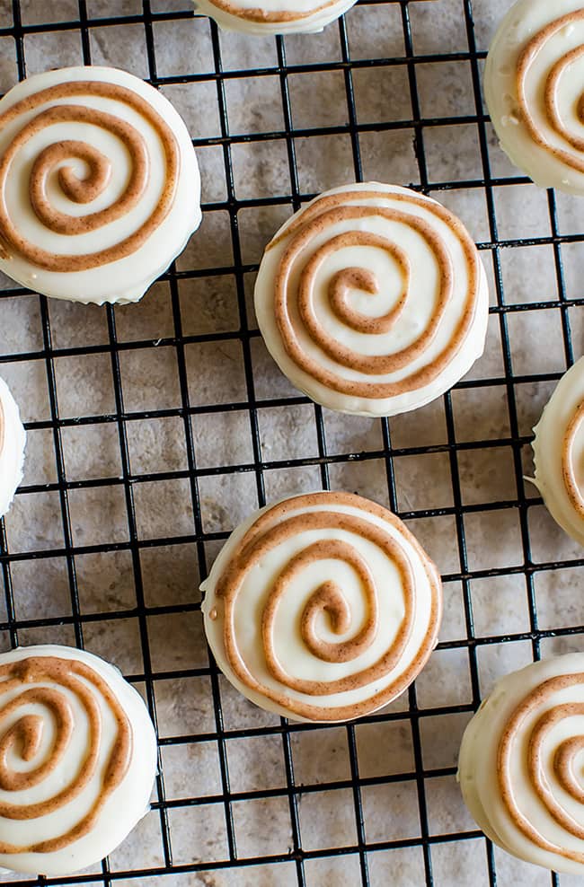 White Chocolate Covered Oreos | A Cookie Named Desire