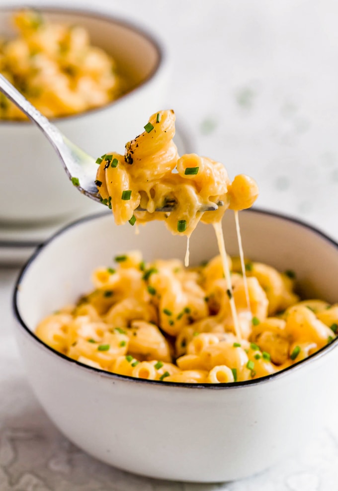 A bowl of the best mac and cheese recipe