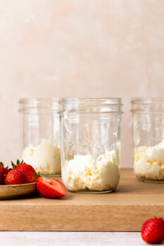 how to make strawberry shortcake cups