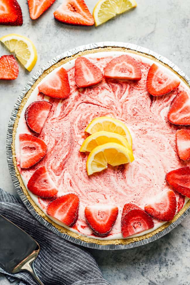 Frozen Strawberry Lemonade Pie (Cool Whip Pie) Recipe The Cookie Rookie®