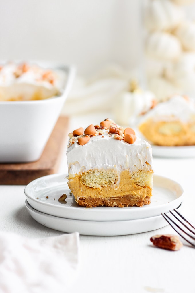 Easy Thanksgiving Dessert Recipes: pumpkin pie lasagna