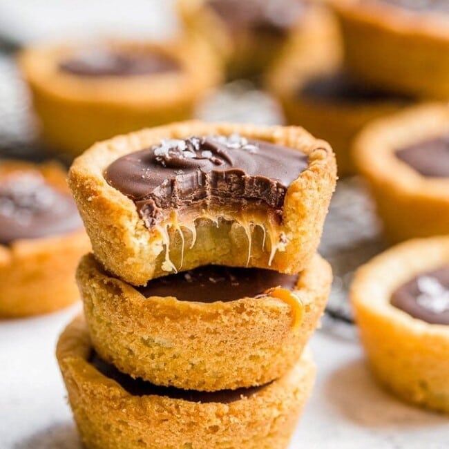 stack of twix cookie cups