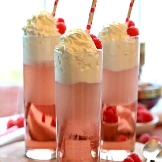 Adult Raspberry Italian Cream Sodas made with Chambord! So fun and delicious, perfect cocktail for Valentine's Day! | The Cookie Rookie