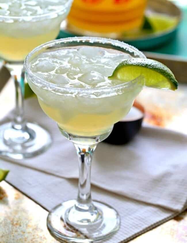 Easy Beergaritas! Easy Beer Margaritas perfect for GAMEDAY! Made with limeade concentrate, beer, and of course tequila! Cheers! | The Cookie Rookie