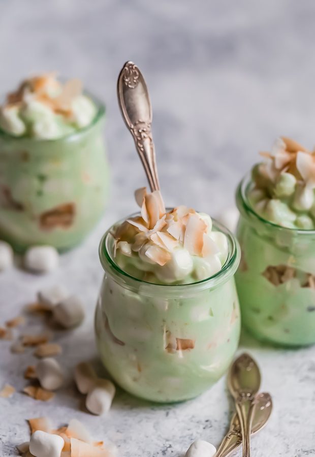 watergate-salad-recipe-pistachio-fluff-the-cookie-rookie