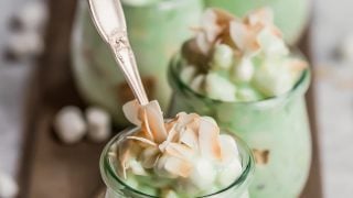 Classic Watergate Salad Recipe 