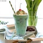 Shamrock Shakes from McDonald's are a classic treat around St. Patty's Day. We've transformed this delicious green mint shake into a SKINNY Shamrock Shake recipe, so you can get all the taste but with less calories! Plus we've given it a chocolate mint twist for even more fun!