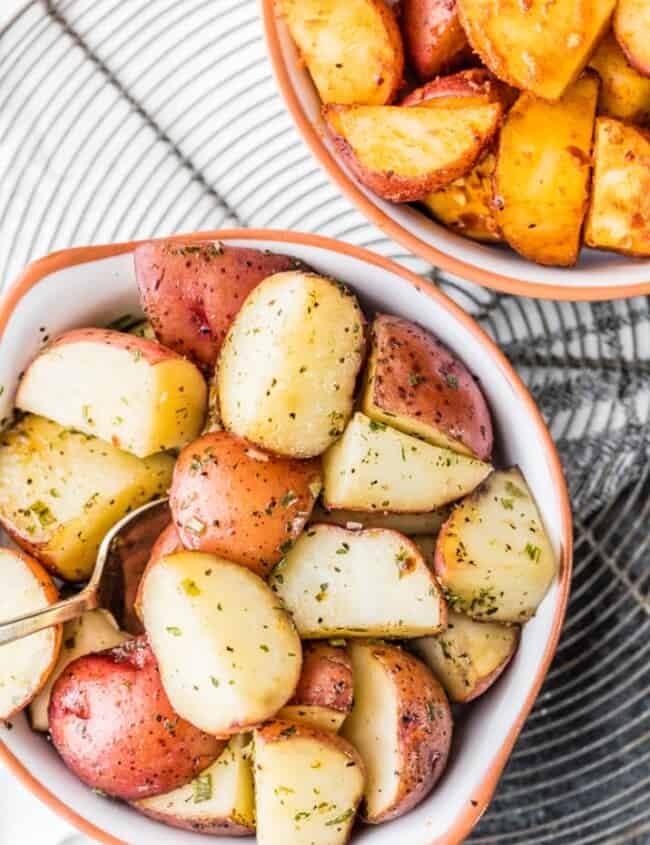 Garlic Ranch Slow Cooker Potatoes (PLUS Spicy Taco Potatoes)...MIND BLOWN! Best and easiest side dish EVER!