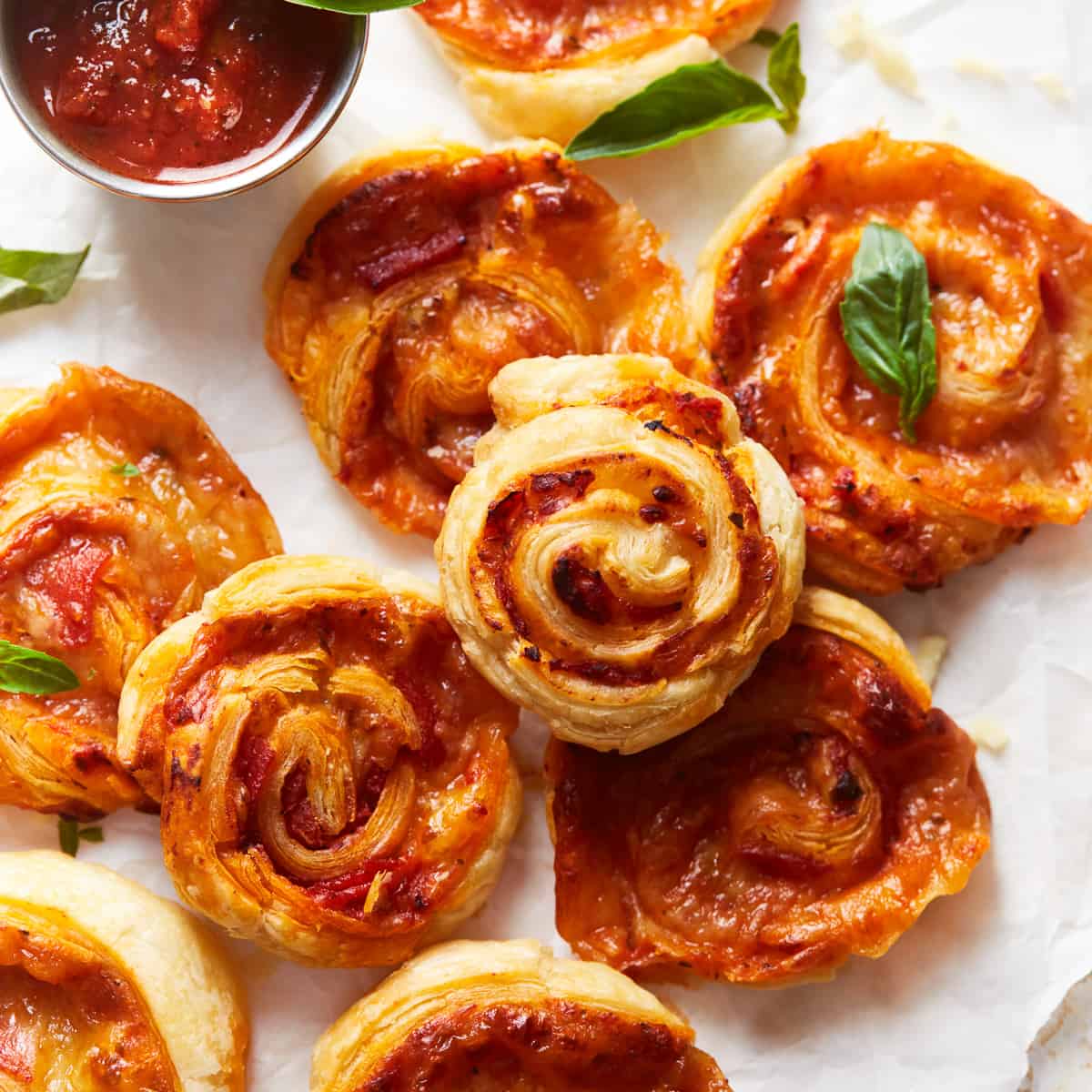 Pepperoni Pizza Rolls (Pizza Pinwheels) Recipe - The Cookie Rookie®