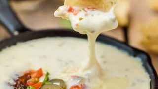 White Queso Dip Recipe (EASY QUESO BLANCO)