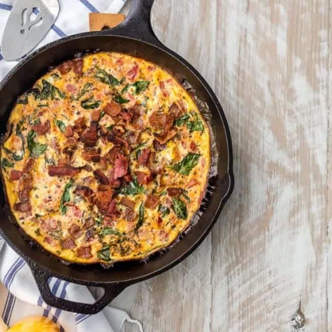 One Pan BLT Skillet Frittata is the perfect EASY RECIPE for breakfast or brunch! Healthy, delicious, and quick. Great for Christmas morning brunch!