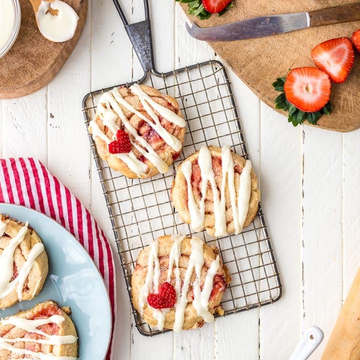 Cinnamon Brown Sugar Cookies - Life As A Strawberry