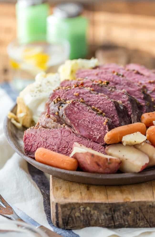 Crock pot corned beef and cabbage recipe video the cookie rookie