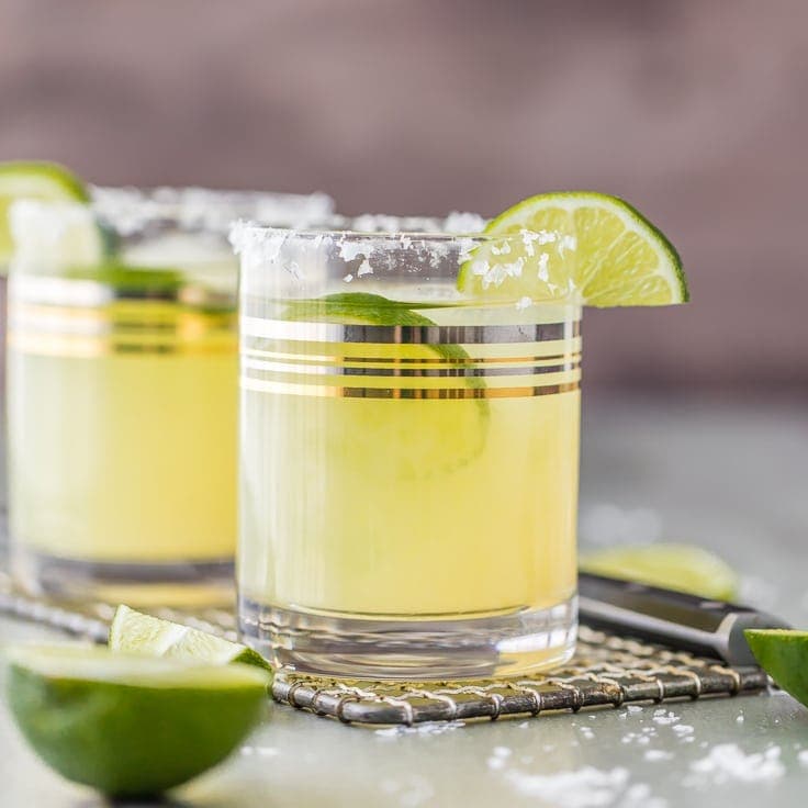 Skinny Margarita Recipe - Classic Margarita Recipe