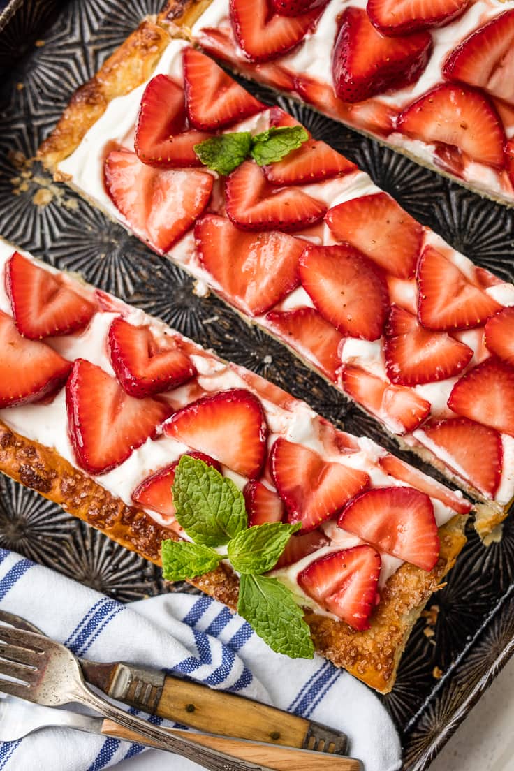 easy tart topped with strawberries