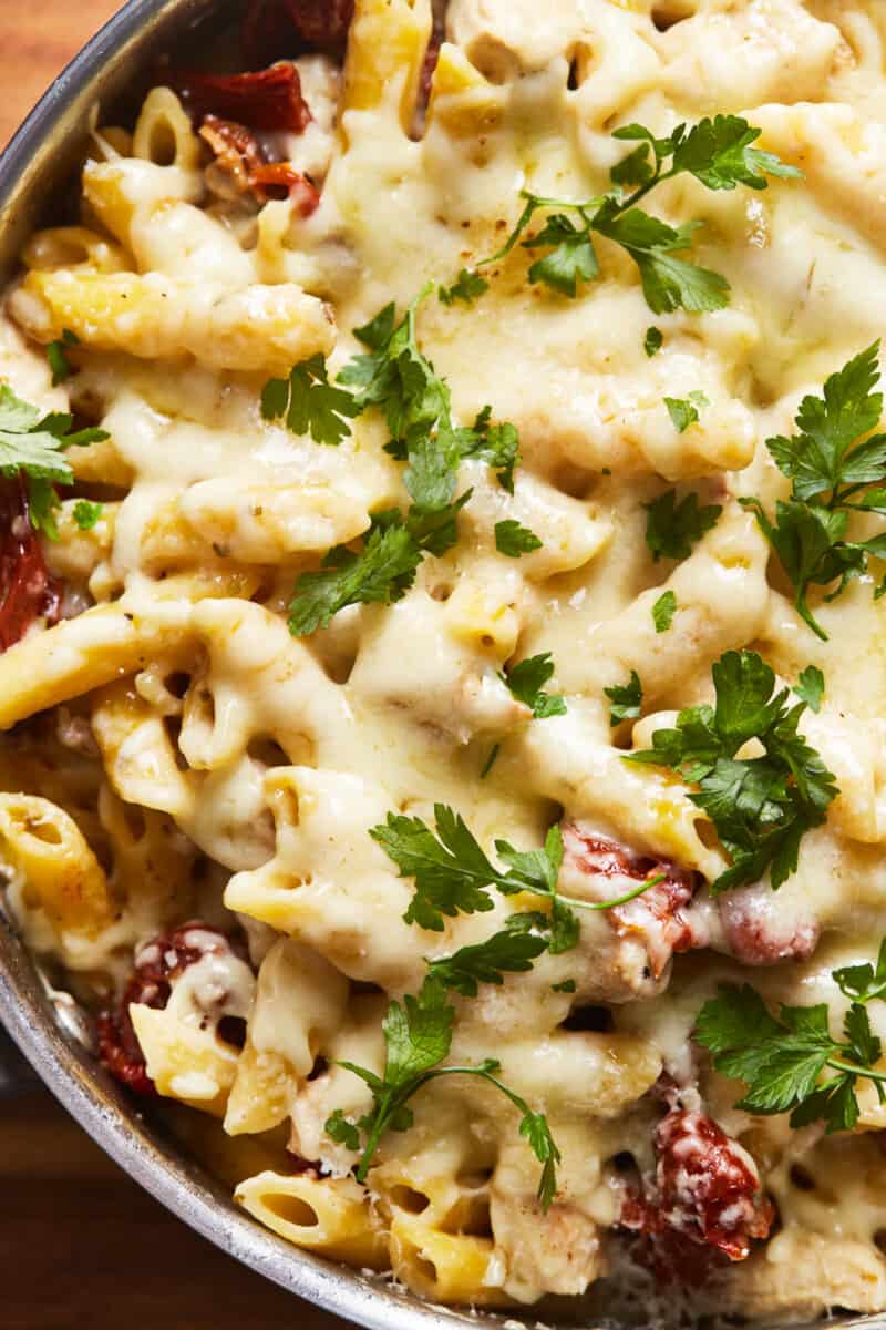 one pot chicken alfredo in skillet