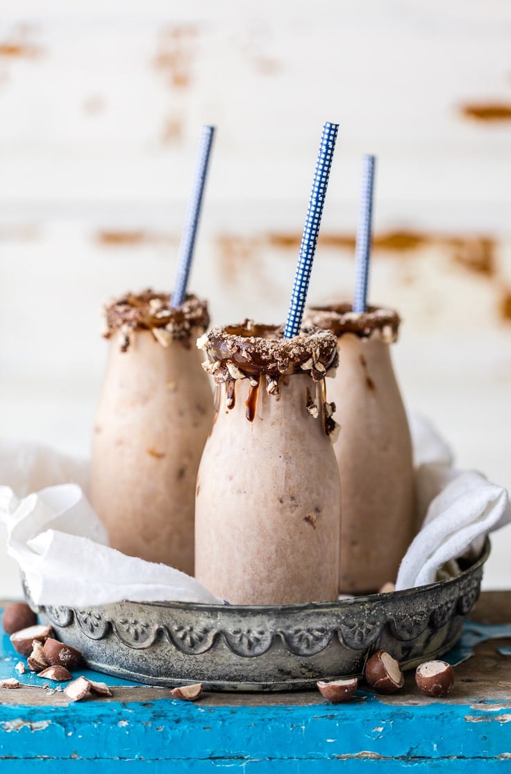 chocolate banana malt milkshakes