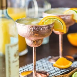 white wine margaritas featured image