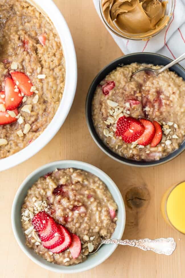 Steel Cut Oatmeal Recipe (Peanut Butter & Strawberry Jelly Oatmeal)