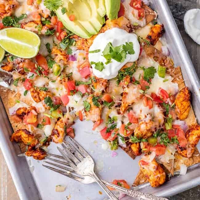 Tequila Lime Sheet Pan Chicken Nachos | The Cookie Rookie