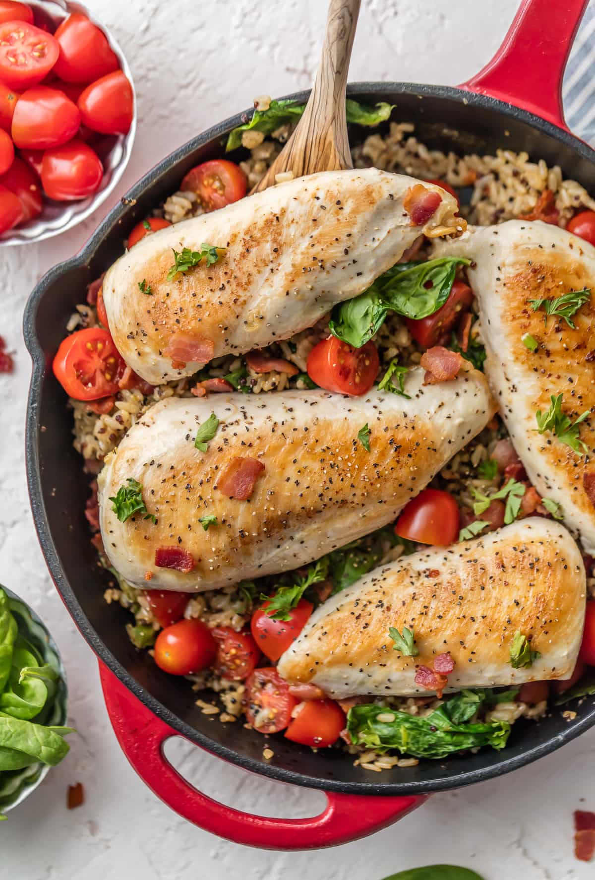 Chicken and brown rice recipe with spinach, tomato, and bacon