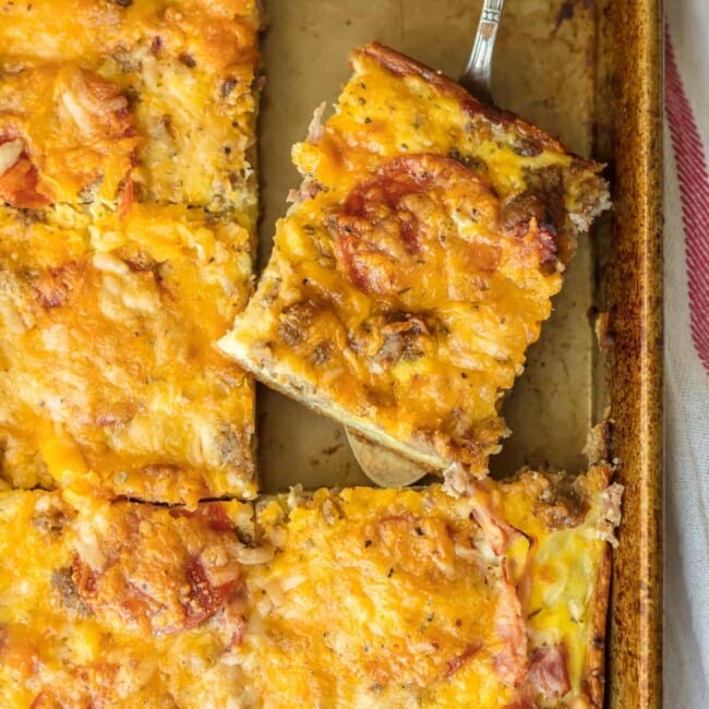 Meat Lovers Breakfast Pizza (Sheet Pan Breakfast Pizza) The Cookie