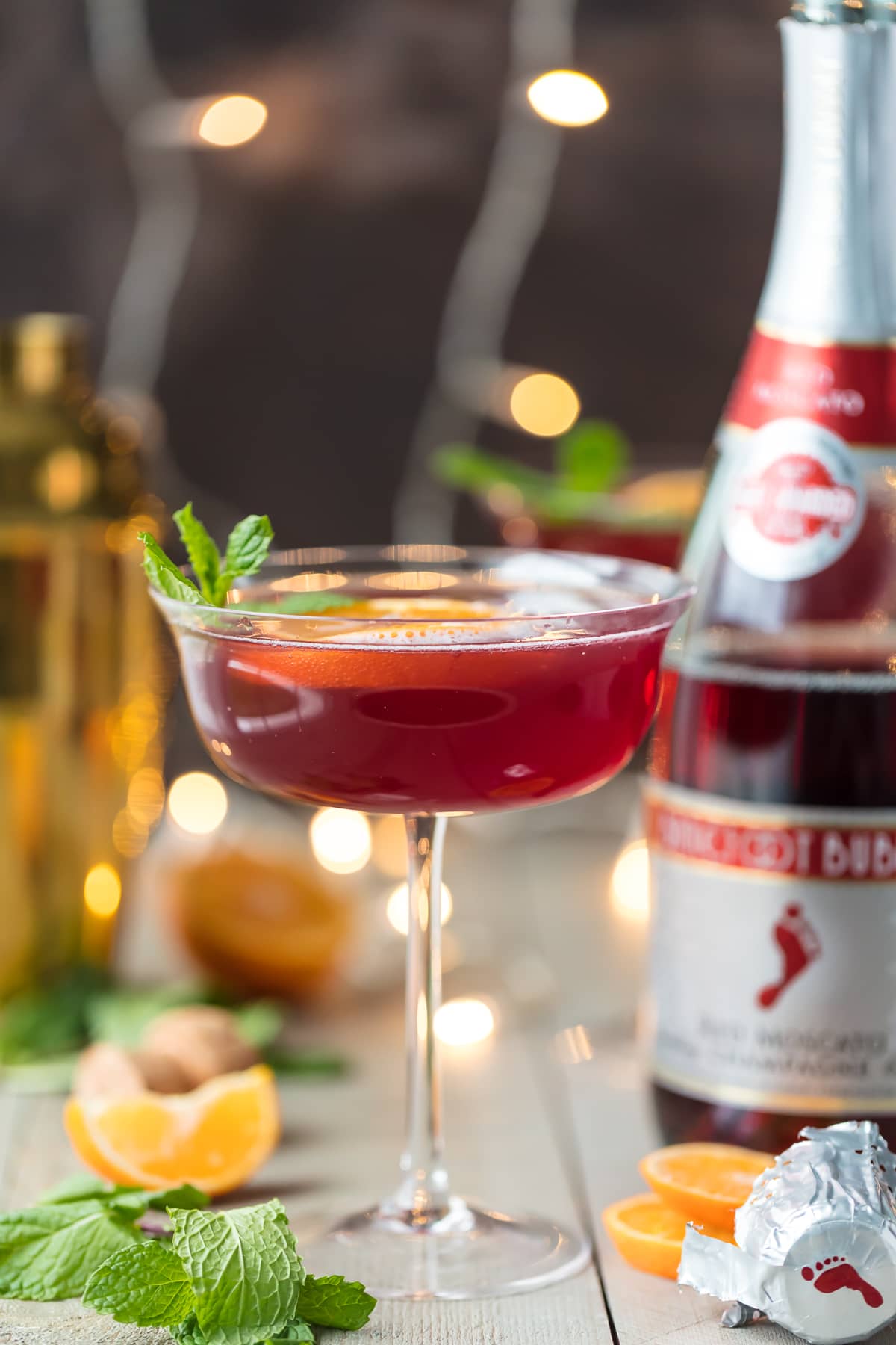 Sparkling Holiday Flirtini - The Cookie Rookie