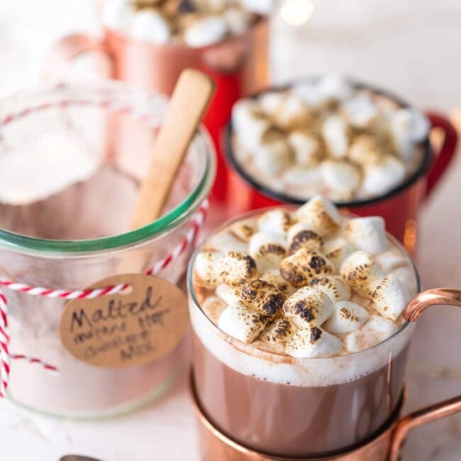 Sparkling Holiday Flirtini Holiday Cocktail Recipe The Cookie Rookie