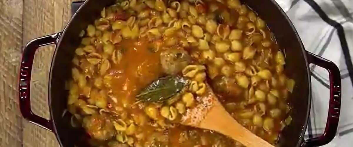 Cooking the pasta in the soup and then removing the bay leaf.