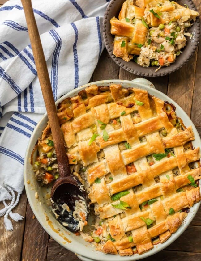 Chicken Pot Pie Casserole is such an easy way to make Chicken Pot Pie. This crazy good Recipe for Chicken Pot Pie is the ultimate easy comfort food! This AMAZING Chicken Pot Pie Recipe is loaded with carrots, peas, chicken, and topped with flakey pie crust. OBSESSED is an understatement! 