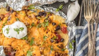 Easy Foil Packet Nachos (BEST Nachos Recipe)