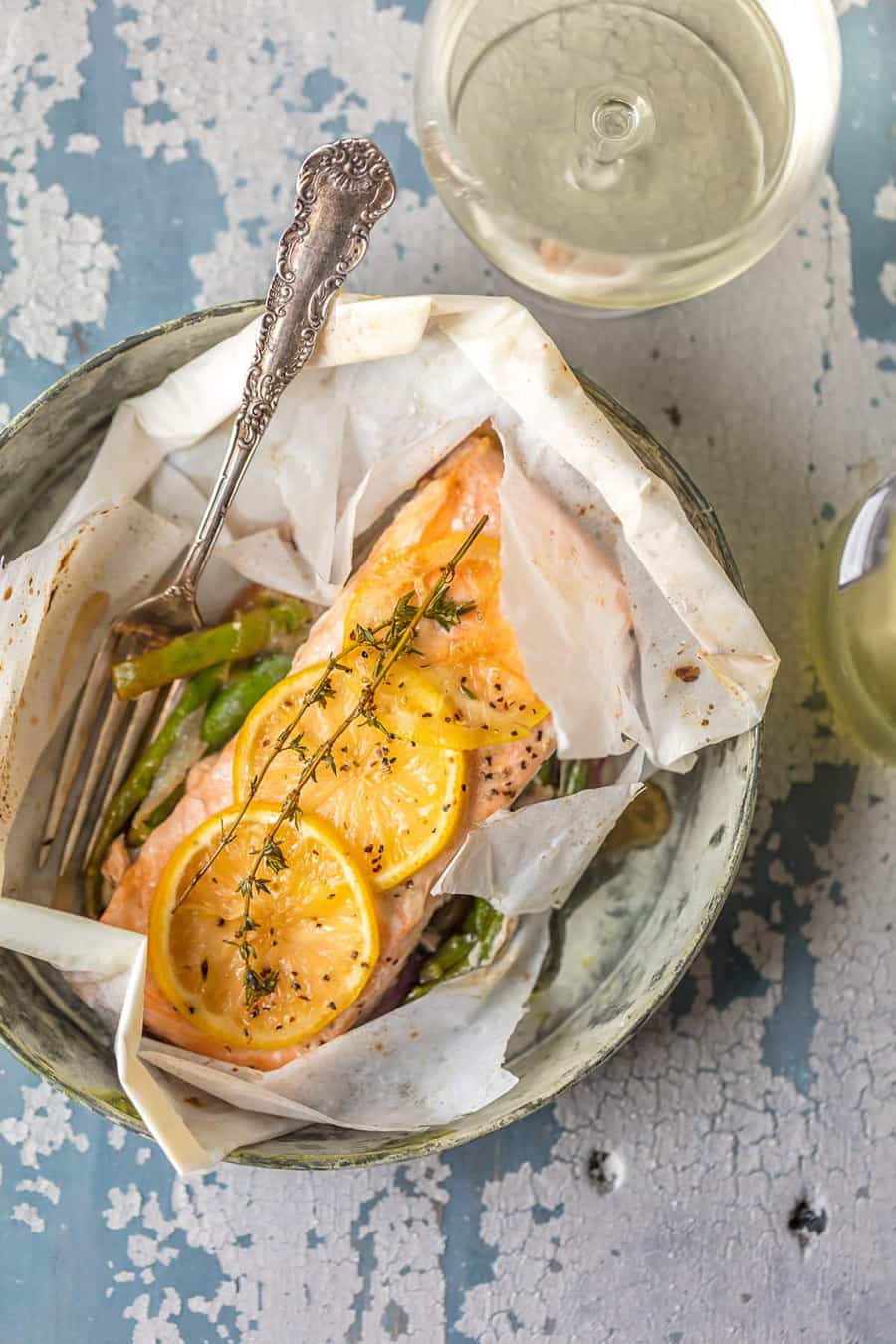 Lemon Butter Salmon in Parchment | The Cookie Rookie