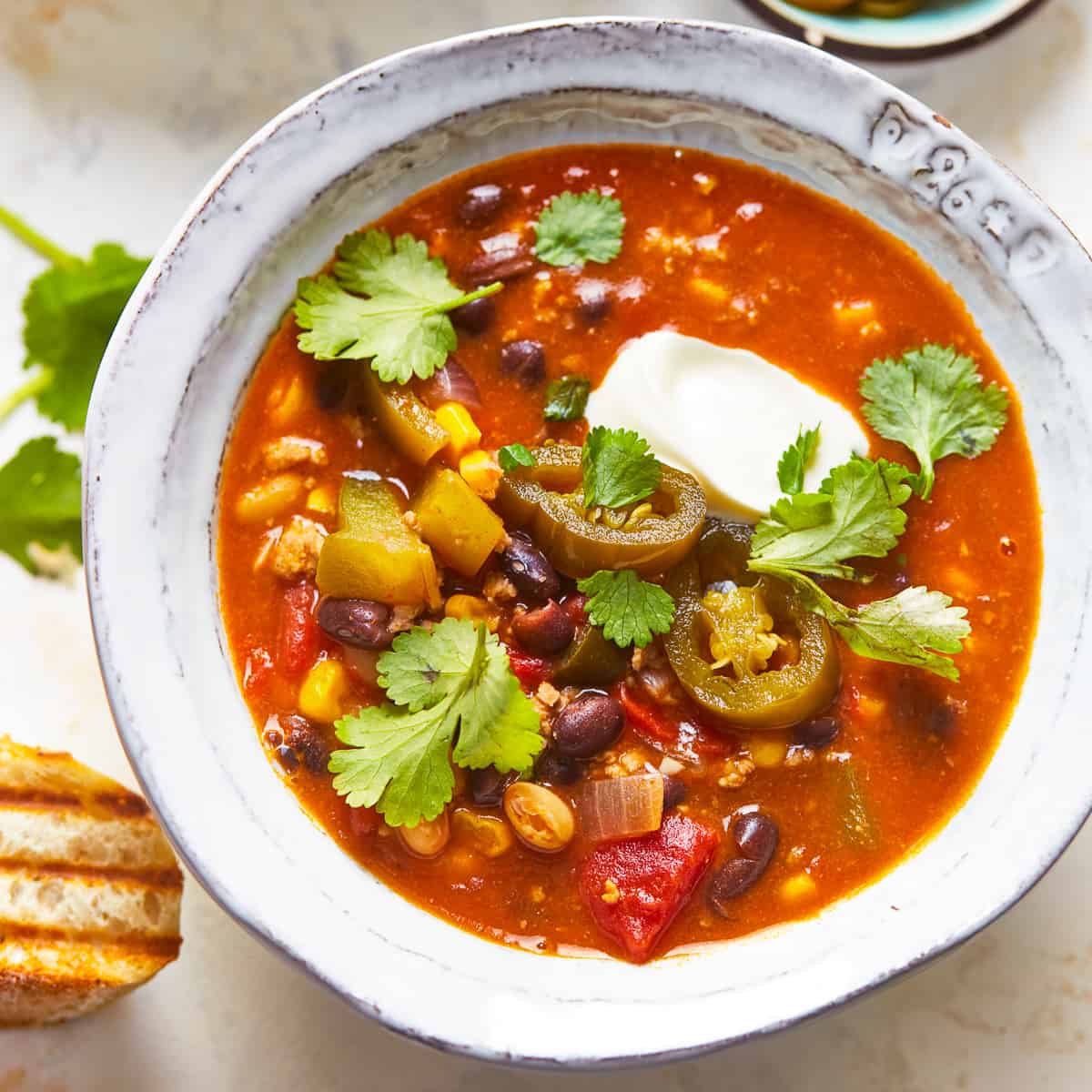 The BEST Healthy Turkey Chili Recipe (30 Minutes!) - Averie Cooks