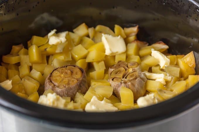 Roasted Garlic Mashed Potatoes Recipe in a crock pot