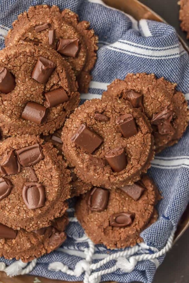 Chocolate Sugar Cookies (FLUFFY Cookies) The Cookie Rookie®