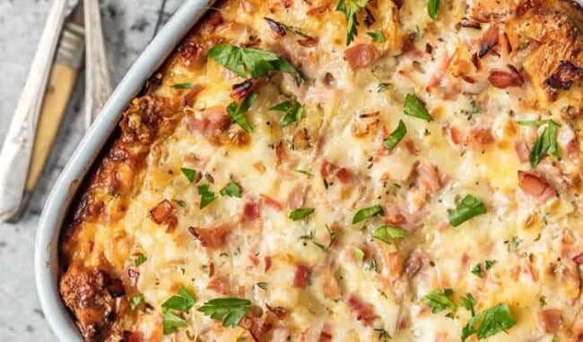 Ham and Cheese Breakfast Casserole | The Cookie Rookie