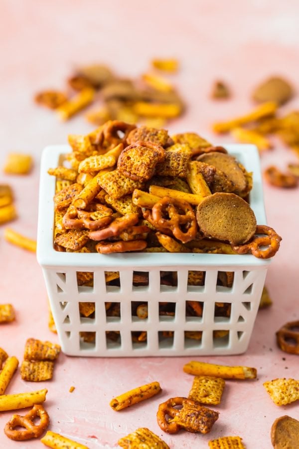 Homemade Gardetto's Snack Mix Recipe (Copycat Recipe)