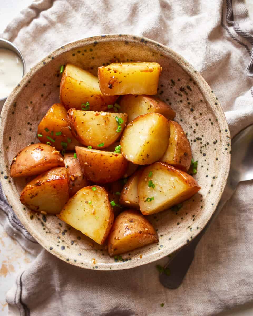 Keywords: roasted potatoes, bowl