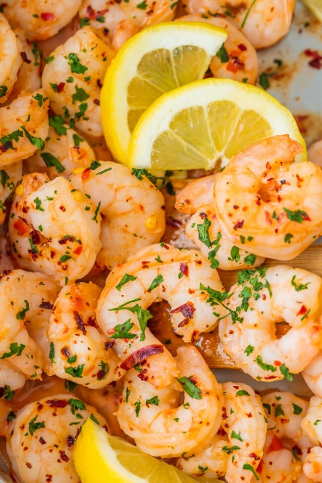 Garlic Butter Shrimp Recipe - Spicy & Easy Shrimp {VIDEO}