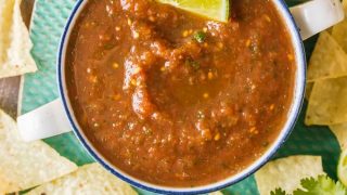 Easy Homemade Salsa Recipe (Blender Salsa)