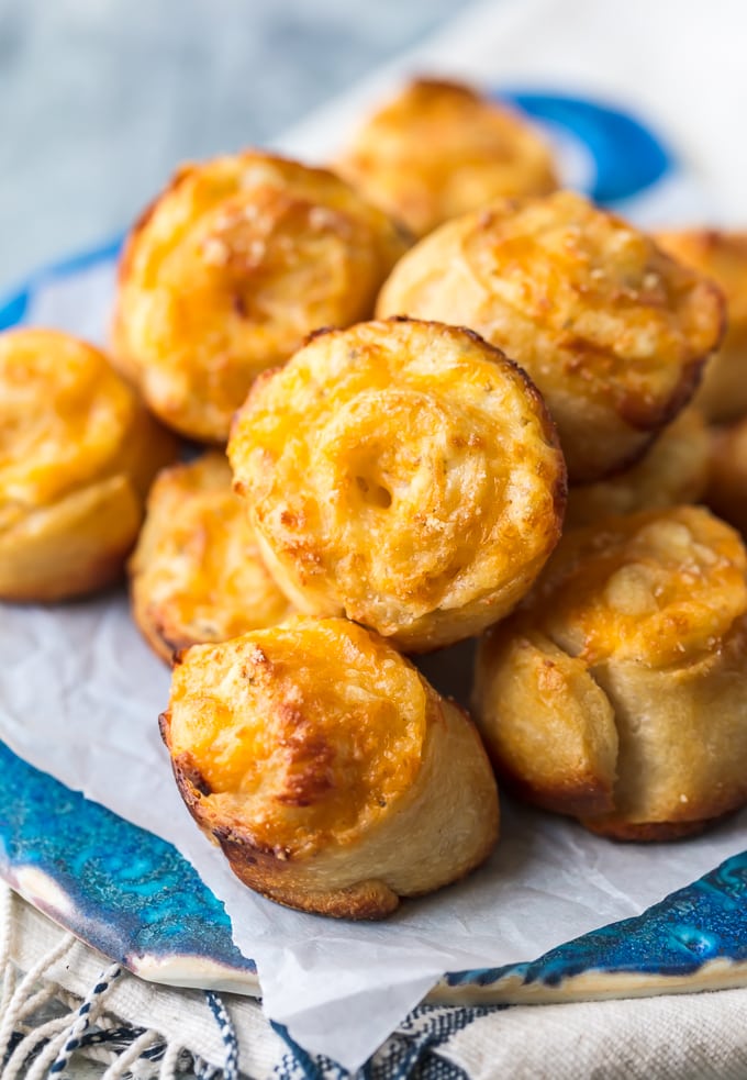 Garlic Cheese Bread Rolls