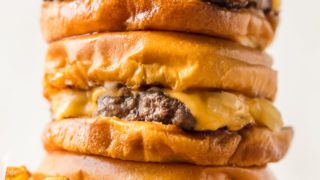 Butter Burger Recipe (Wisconsin Butter Burgers)