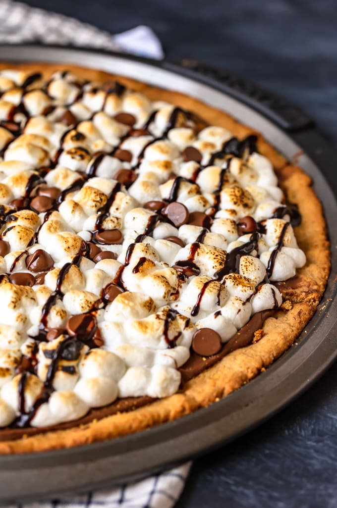 Smores pizza from side