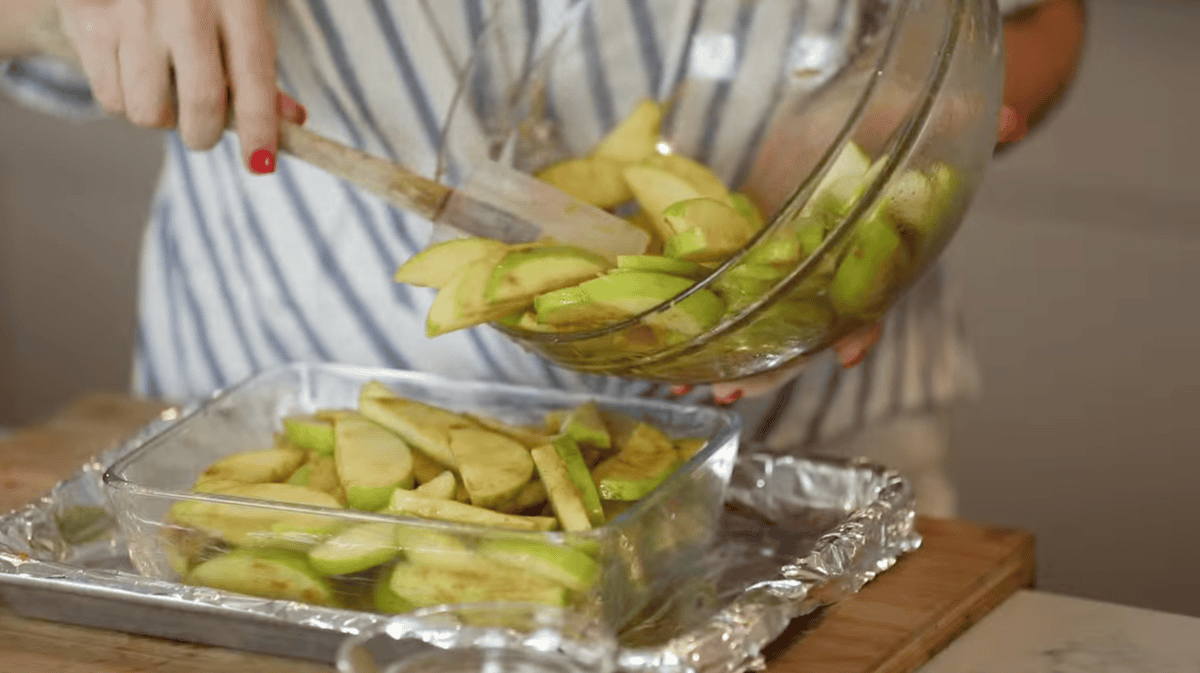 Easy Apple Crisp Recipe - 35