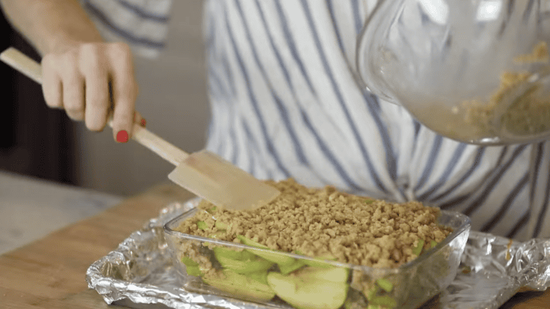 Easy Apple Crisp Recipe - 16