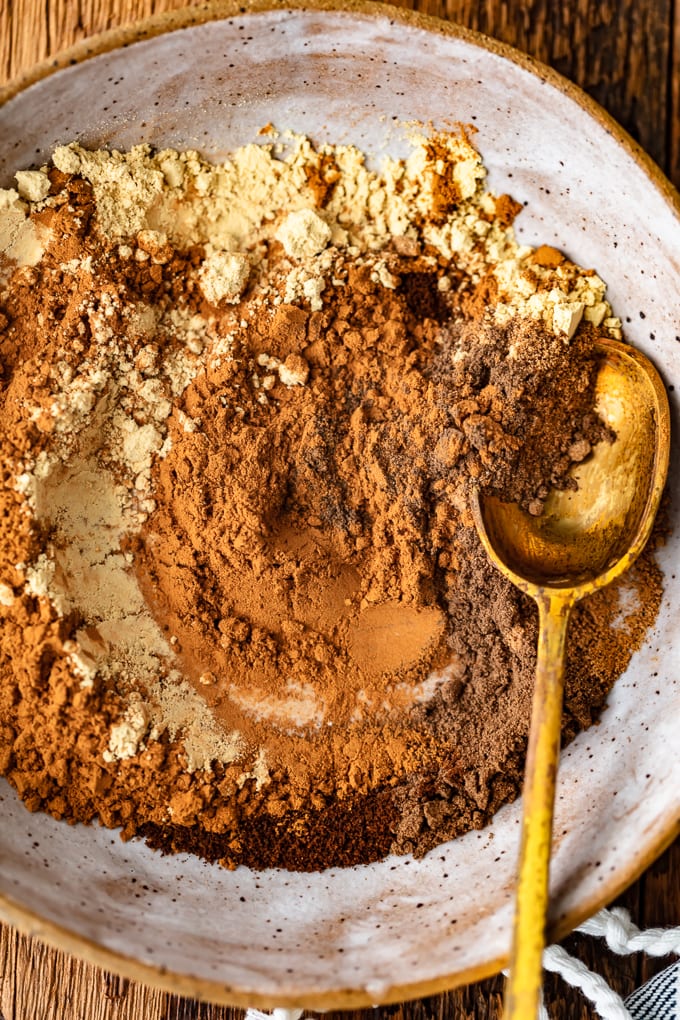 Pumpkin Spice recipe: cinnamon, nutmeg, mace, cloves, allspice, ginger