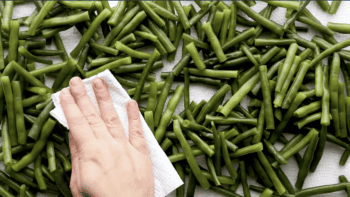 Discover an easy method for cleaning green beans, perfect for preparing delicious green bean casserole.