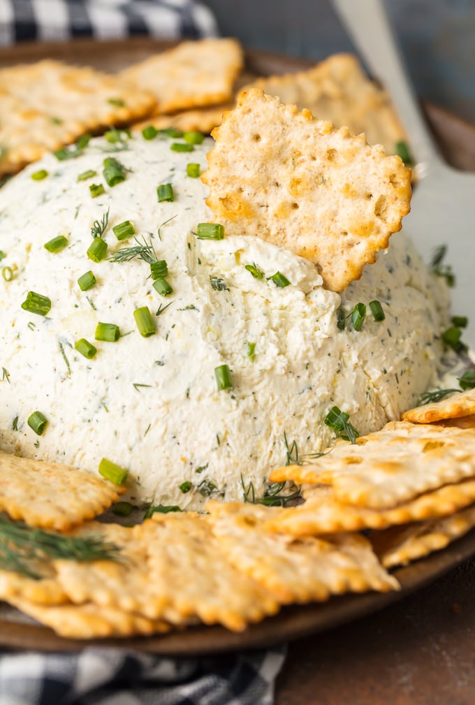 Cream Cheese dip with crackers