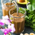 chocolate detox smoothie in glass